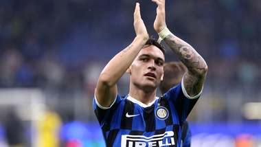 L'Inter inchioda Lautaro: o la clausola o niente