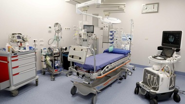 Coronavirus, Lopalco avvisa: "Massima attenzione, molti casi asintomatici"