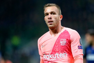 Juve, Arthur resta in corsa