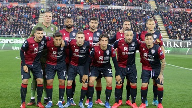 George Floyd: anche il Cagliari in lutto