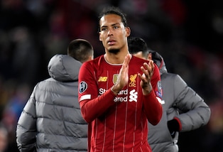 The Sun: "Liverpool, Van Dijk ha trovato l'accordo per il rinnovo del contratto"
