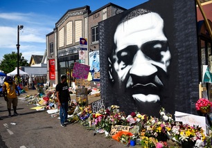 George Floyd, i risultati dell'autopsia: era positivo al Coronavirus