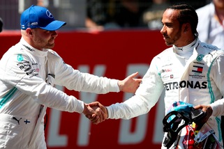 F1, Mercedes in pista a Silverstone con la W09