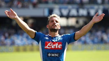 Napoli, Mertens sogna un gol per la leggenda