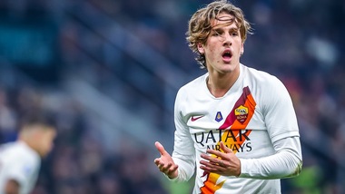 Roma, Zaniolo operato al naso: "Ci vediamo tra poco"