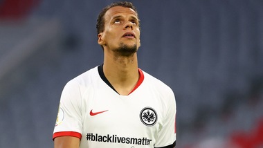Eintracht in campo contro il Bayern con la scritta #Blacklivesmatter