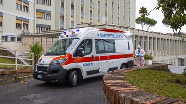 Coronavirus, respirazione bocca a bocca vietata: nuovo protocollo