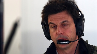 F1 Mercedes, Wolff: "Meglio decidere più avanti su Hamilton"