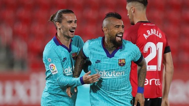 Vidal e Messi show nel poker del Barcellona al Maiorca