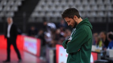 Basket, Pozzecco e Dinamo Sassari ai saluti