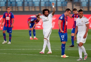 Marcelo lancia il Real Madrid, Diego Costa salva l'Atletico