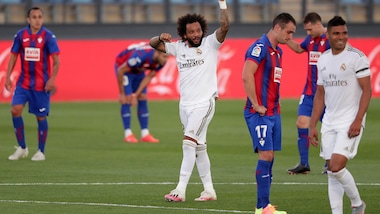 Marcelo lancia il Real Madrid, Diego Costa salva l'Atletico
