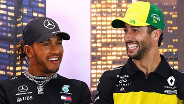Formula 1, Ricciardo: "Hamilton merita rispetto per ciò che sta facendo"