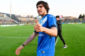 Cellino punta all’asta fra Inter e Juve per Tonali: si parte da 50 milioni