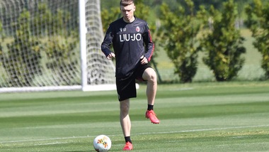 Bologna, ripresa verso la Juve. Skov Olsen stop