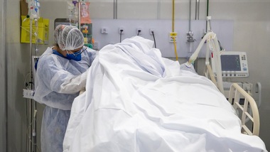 Lo studio: "Gli steroidi curano dal Coronavirus, bisognava usarli prima"