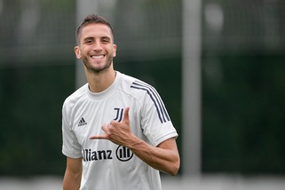 Bentancur, gli auguri della Juve: "Feliz cumple, pilastro"
