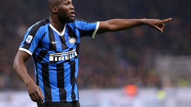 De Vrij: "Lukaku? L'Inter è casa sua. Può migliorare anche lui"