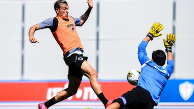 Sampdoria, doppietta per La Gumina nel test in famiglia