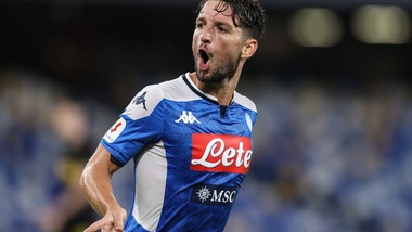 Napoli, ufficiale il rinnovo di Mertens fino al 2022