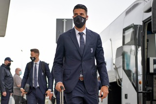 Juve, Khedira out con il Napoli: problema muscolare