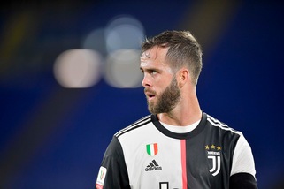 Pjanic: "Barcellona un sogno, ma prima testa alla Juve"