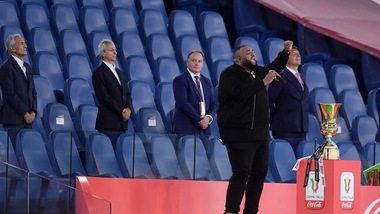 Sylvestre spiega l'incidente sull'Inno: "Ecco perché mi sono bloccato"