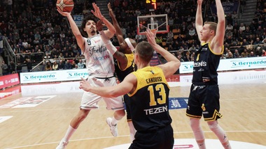 La Lega Basket propone alla Tezenis Verona di partecipare alla Serie A