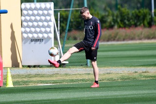 Bologna, Juve nel mirino. Skov Olsen: terapie