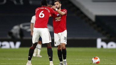 Pogba entra e cambia la partita: lo United riprende il Tottenham di Mourinho