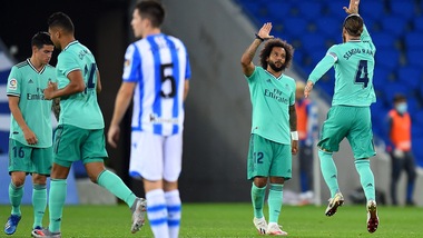 Liga, il Real Madrid aggancia il Barcellona. Tre punti per Valencia e Celta