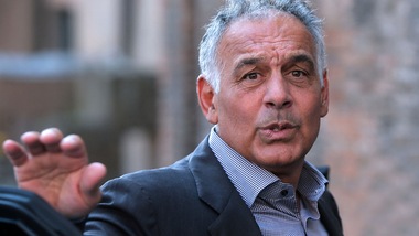 Roma, tifosi contro Pallotta: comparsi nuovi striscioni