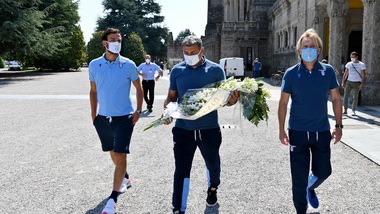 Lazio in visita al cimitero di Bergamo: ricordate le vittime del Coronavirus
