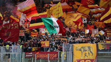 Roma, il club annulla tutti gli abbonamenti stagionali