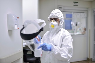 Oms: "Attenzione, il coronavirus si comporta come la Spagnola"