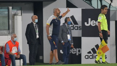 Lecce, Liverani: "Giocato alla pari fino al rosso di Lucioni"