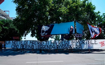 Milan, l'omaggio dei tifosi a Prati: "Sei immortale"