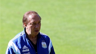 Argentina, Bilardo positivo al Coronavirus per errore