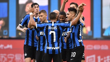 Inter, 6-0 al Brescia: Conte torna a -8 dalla Juve. Finisce 1-1 tra Bologna e Cagliari