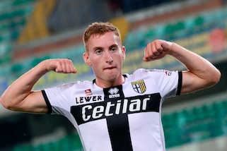 Kulusevski non basta al Parma, il Milan rimonta la Spal. Crolla la Fiorentina