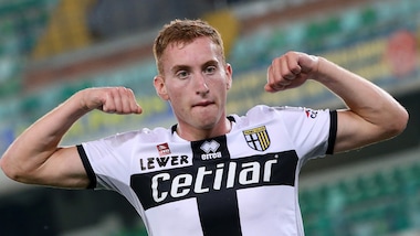 Kulusevski non basta al Parma, il Milan rimonta la Spal. Crolla la Fiorentina