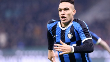 Sport: "Lautaro, l'Inter attende il Barcellona. Ore decisive"