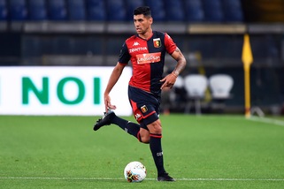 Genoa, problema muscolare per Romero: niente Napoli
