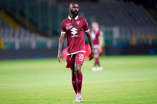 Torino, Nkoulou è l'ancora di salvezza: il difensore da stella a reietto