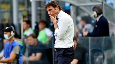 Conte: "L'Inter non è ancora una grande squadra. Tutti in discussione"