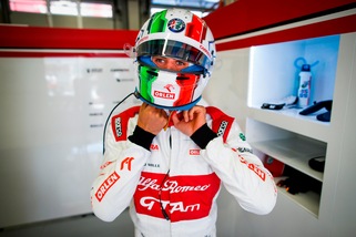 F1 Alfa Romeo, Giovinazzi: "Guidare la Ferrari è il mio obiettivo"