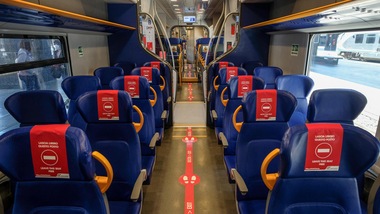 Coronavirus, febbre e tosse in treno: è positivo