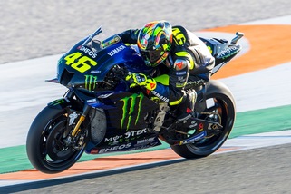 Valentino Rossi-Petronas, è giallo sulla firma