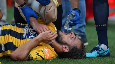 Juve Stabia-Entella finisce in rissa: un calciatore in ospedale e tre arresti