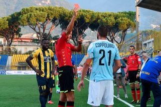 Serie B, 3 giornate a Coppolaro dell'Entella e a Canotto della Juve Stabia